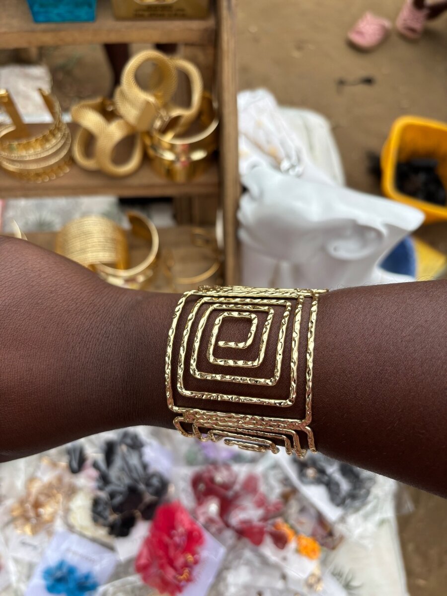 Bracelet en or élégants