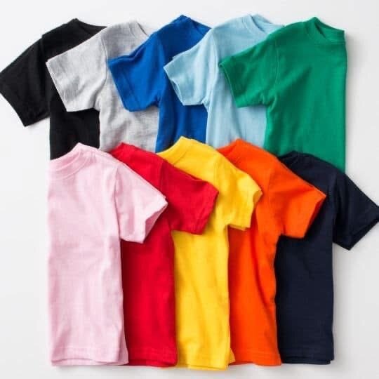 Lot de T-shirts multicolores