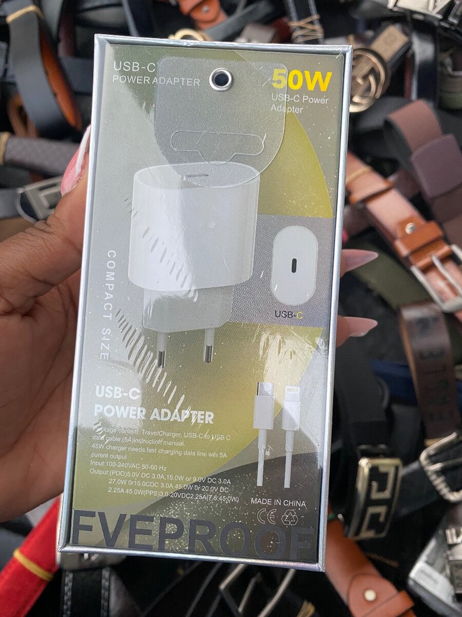 Adaptateur USB-C 50W avec câble