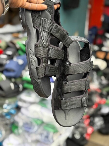 Sandales de sport homme noires