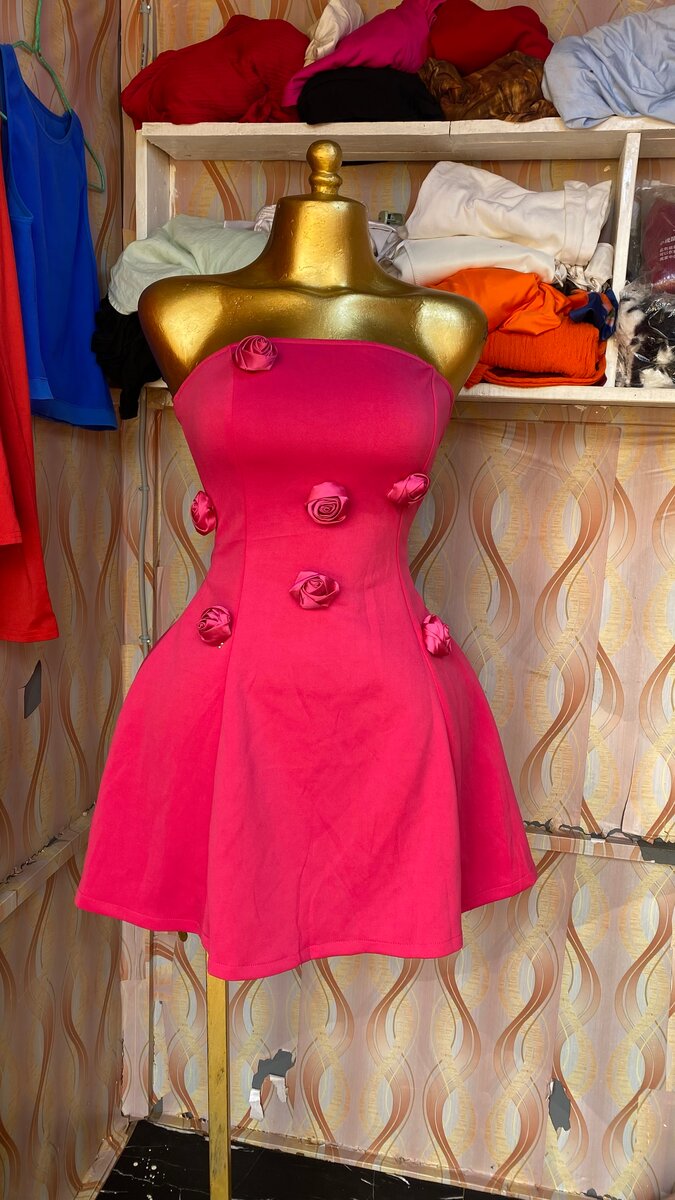 Robe Cocktail Rose Élégante