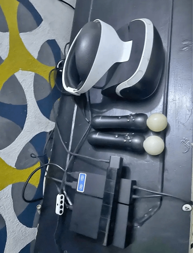 Casque VR PlayStation avec accessoires