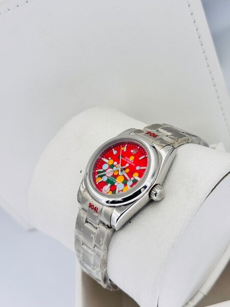 Montre Rolex colorée