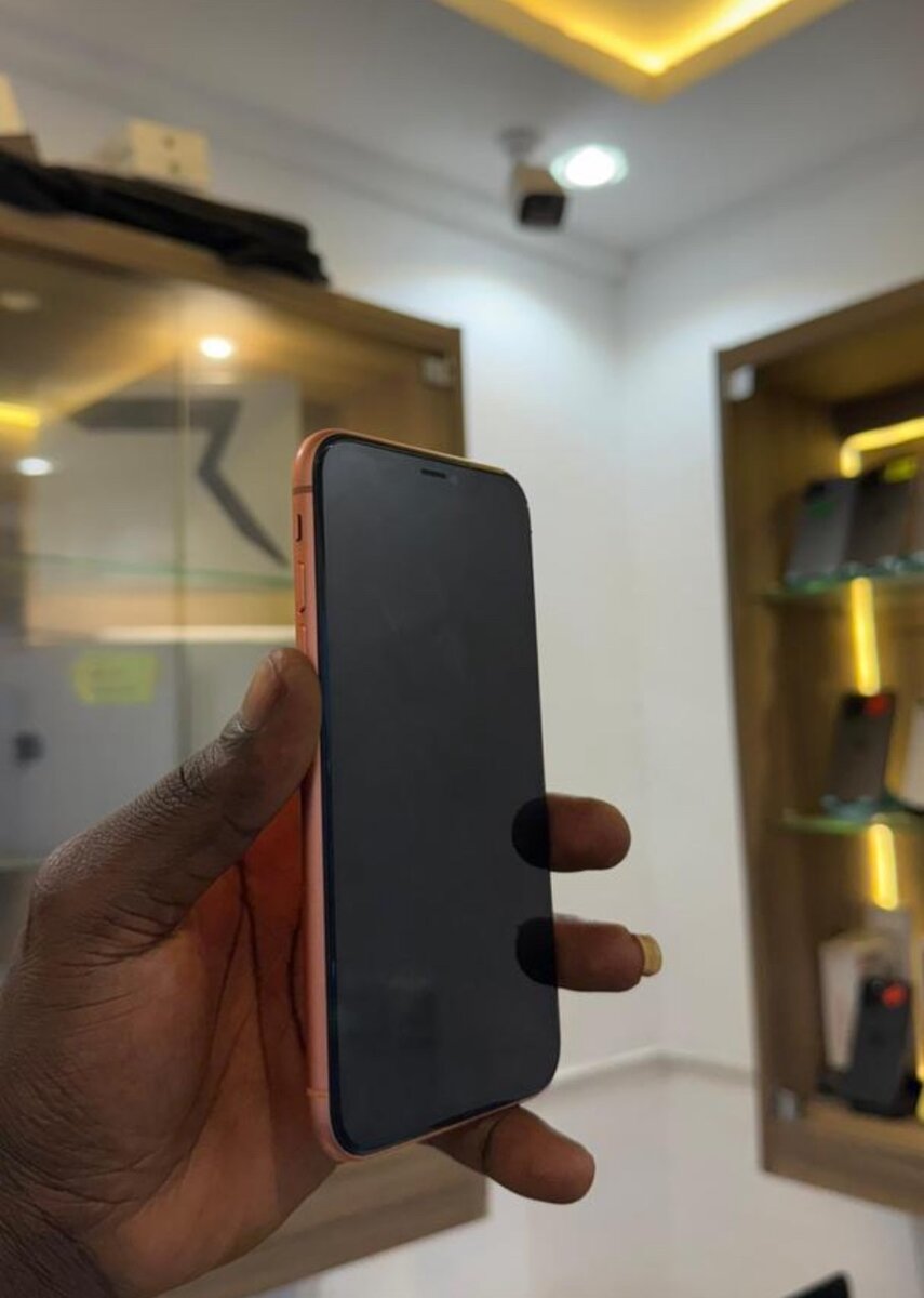 iPhone XR