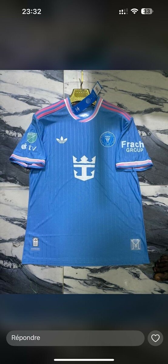 Maillot de football tendance