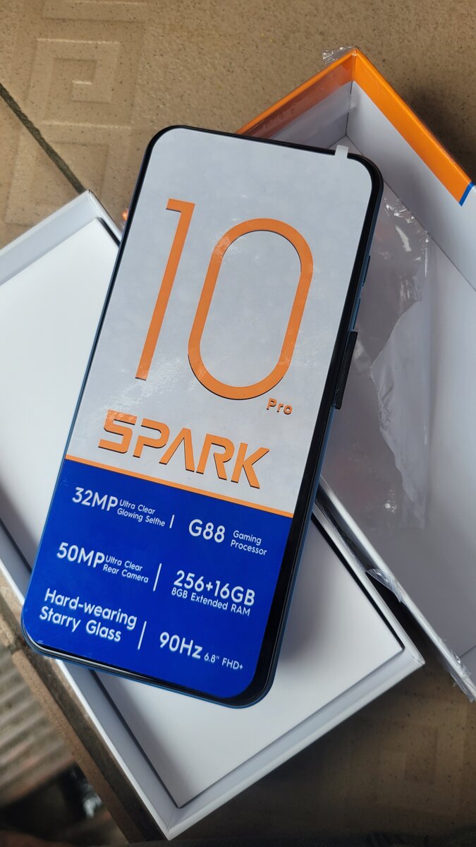 TECNO SPARK (10 PRO) 256GB 8GB RAM PREMIÈRE COPIE CONFORME