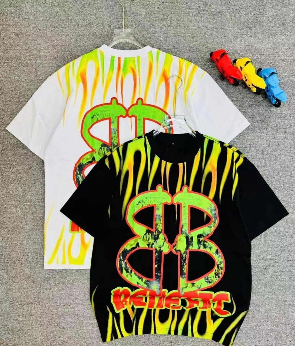 T-shirts graphiques tendance