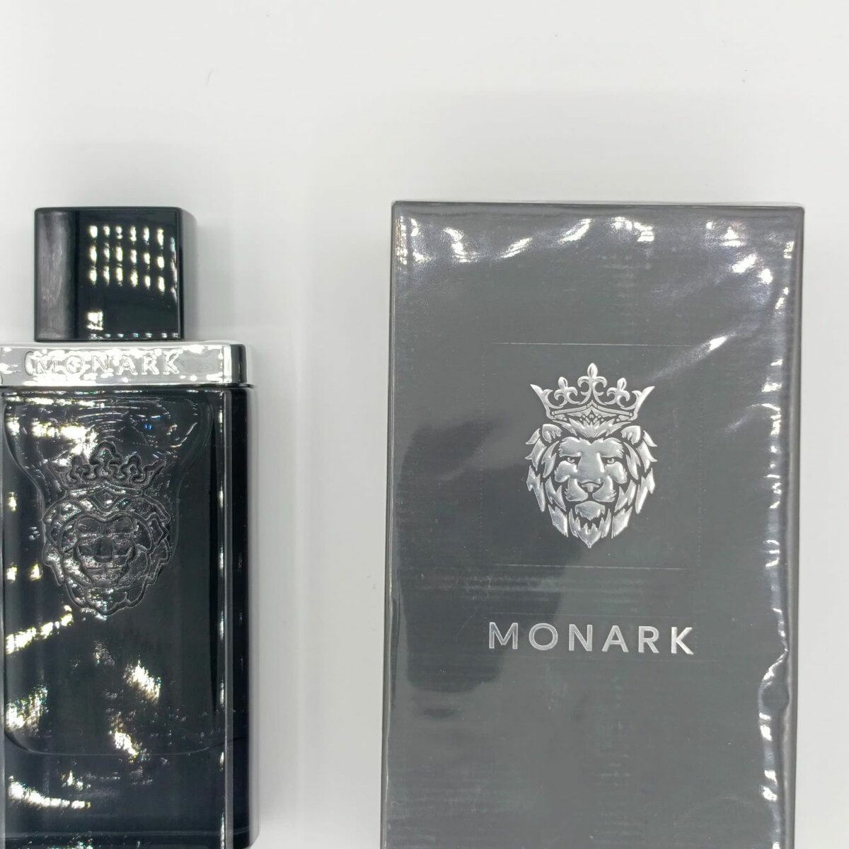 Parfum Monark Élégant