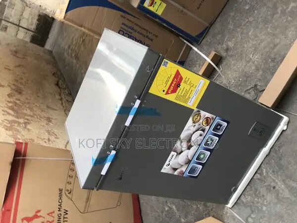 Premier Innova 100litres Chest Freezer