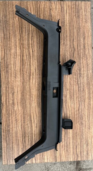 Бабочка багажа Mercedes-Benz W210