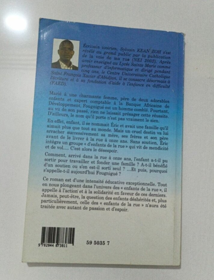 Le printemps de la fleur fanée