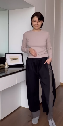 Женские штаны черного цвета