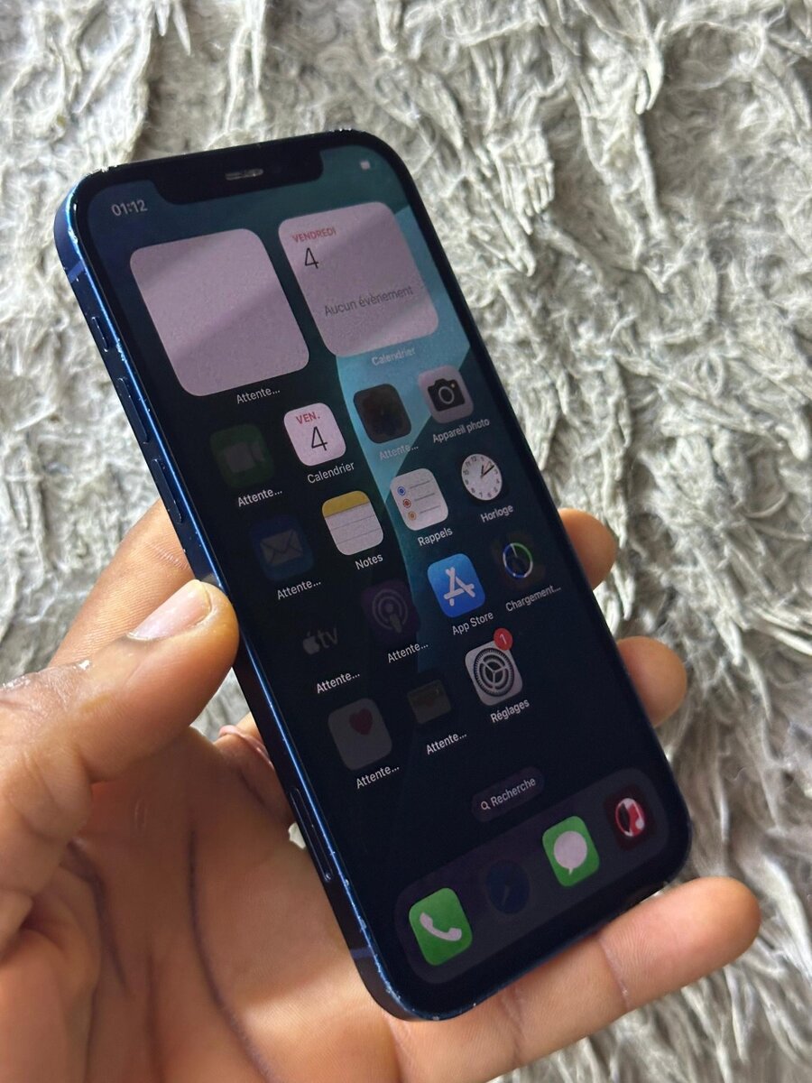 iPhone 12  Bleu - 64 GO