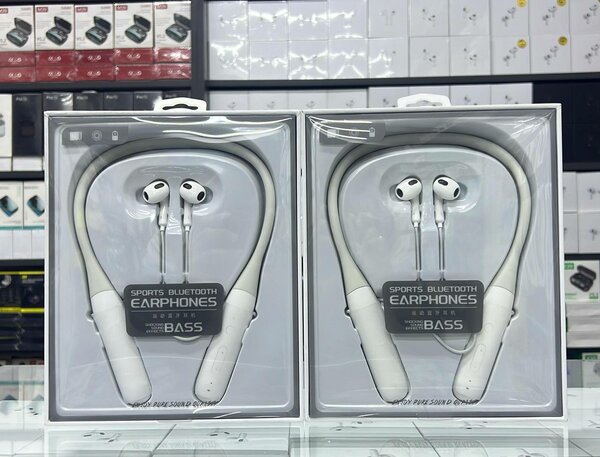 Безпроводные спортивные наушники : EARPHONES 