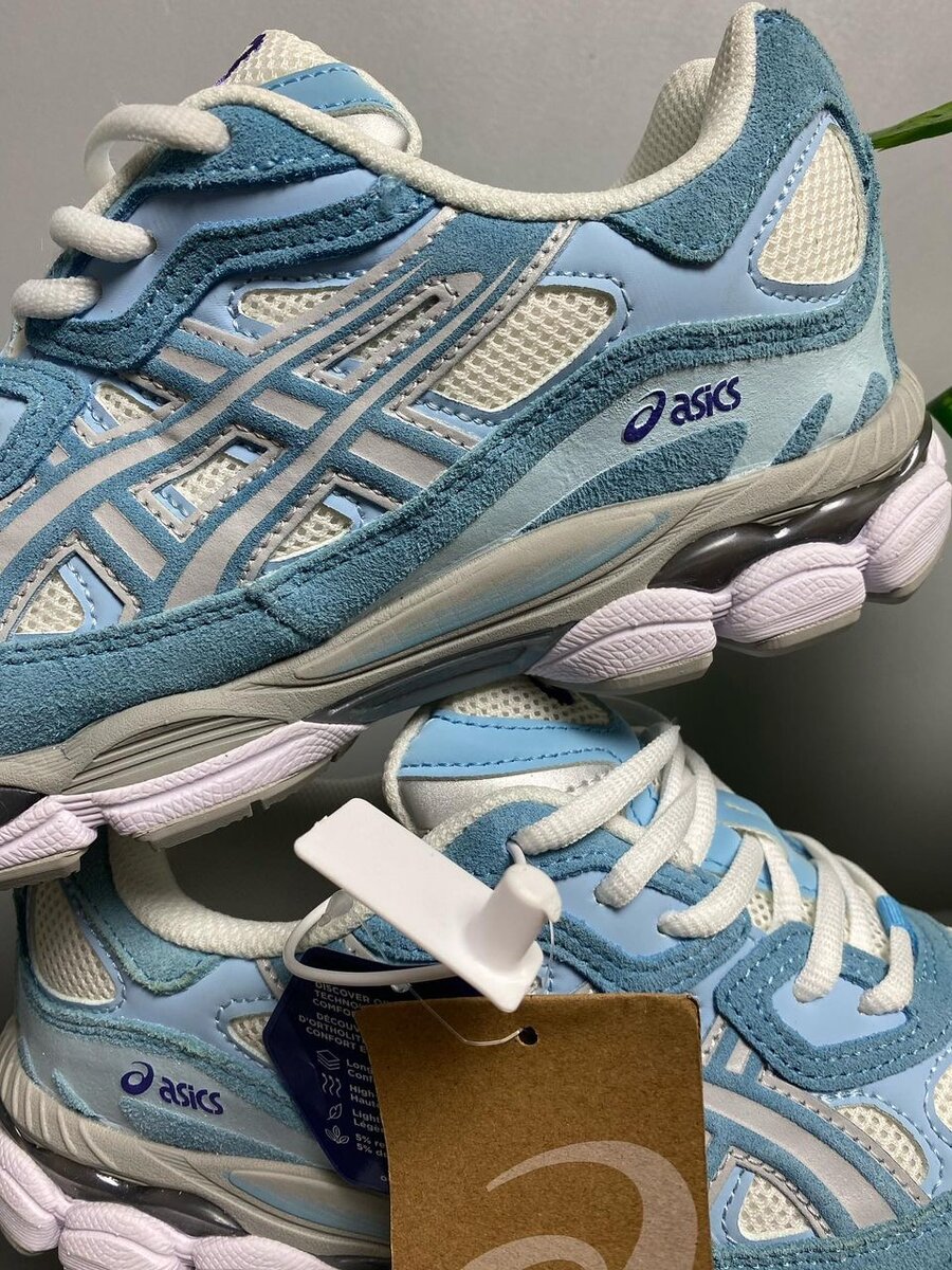 Chaussures de running Asics bleues