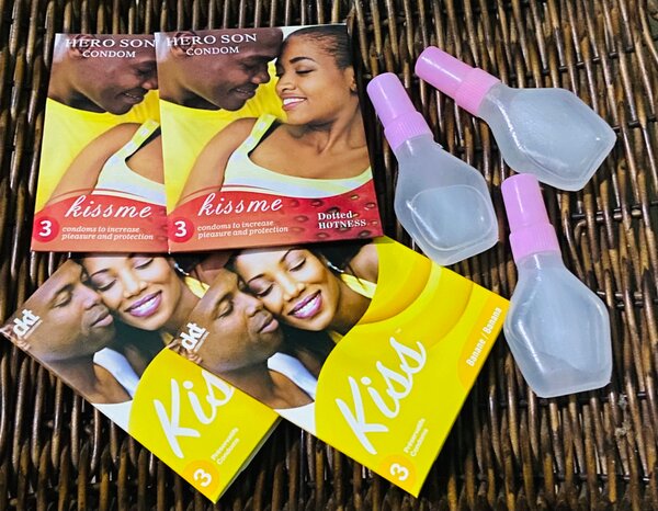 Préservatifs + lubrifiant