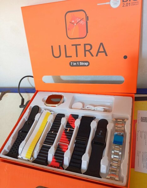 Luxury Ultra 7 In 1 Straps Smartwatch - Black