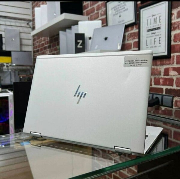 HP LAPTOP