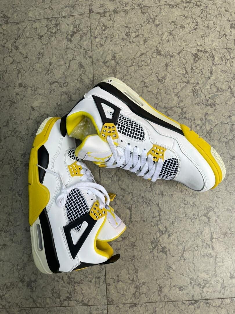 Jordan 4