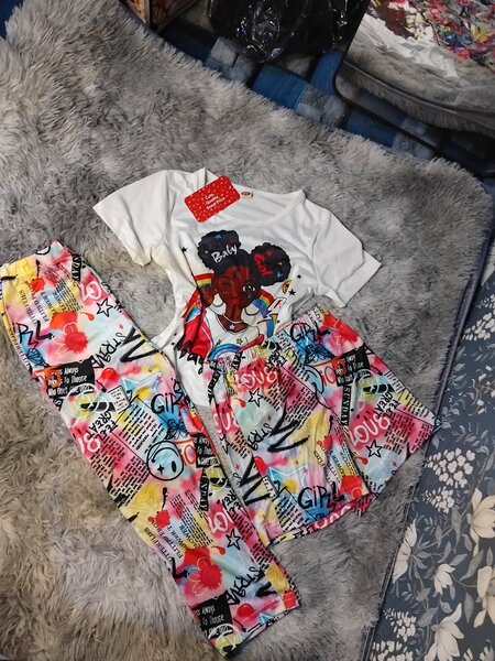 Girls top+trousers +shorts
