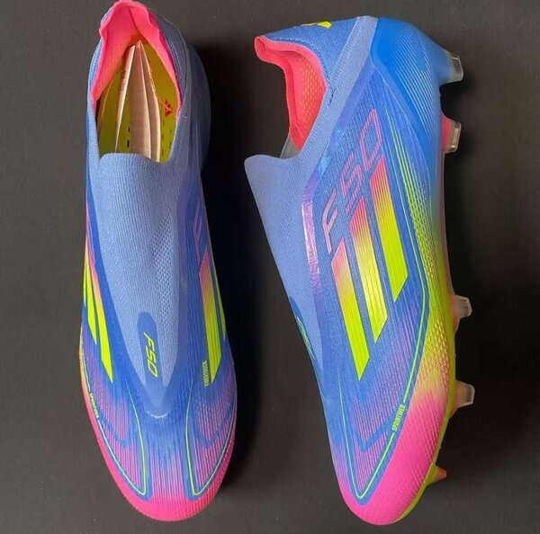 Chaussures de Football F50