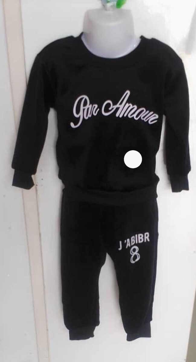 Kids tracksuit