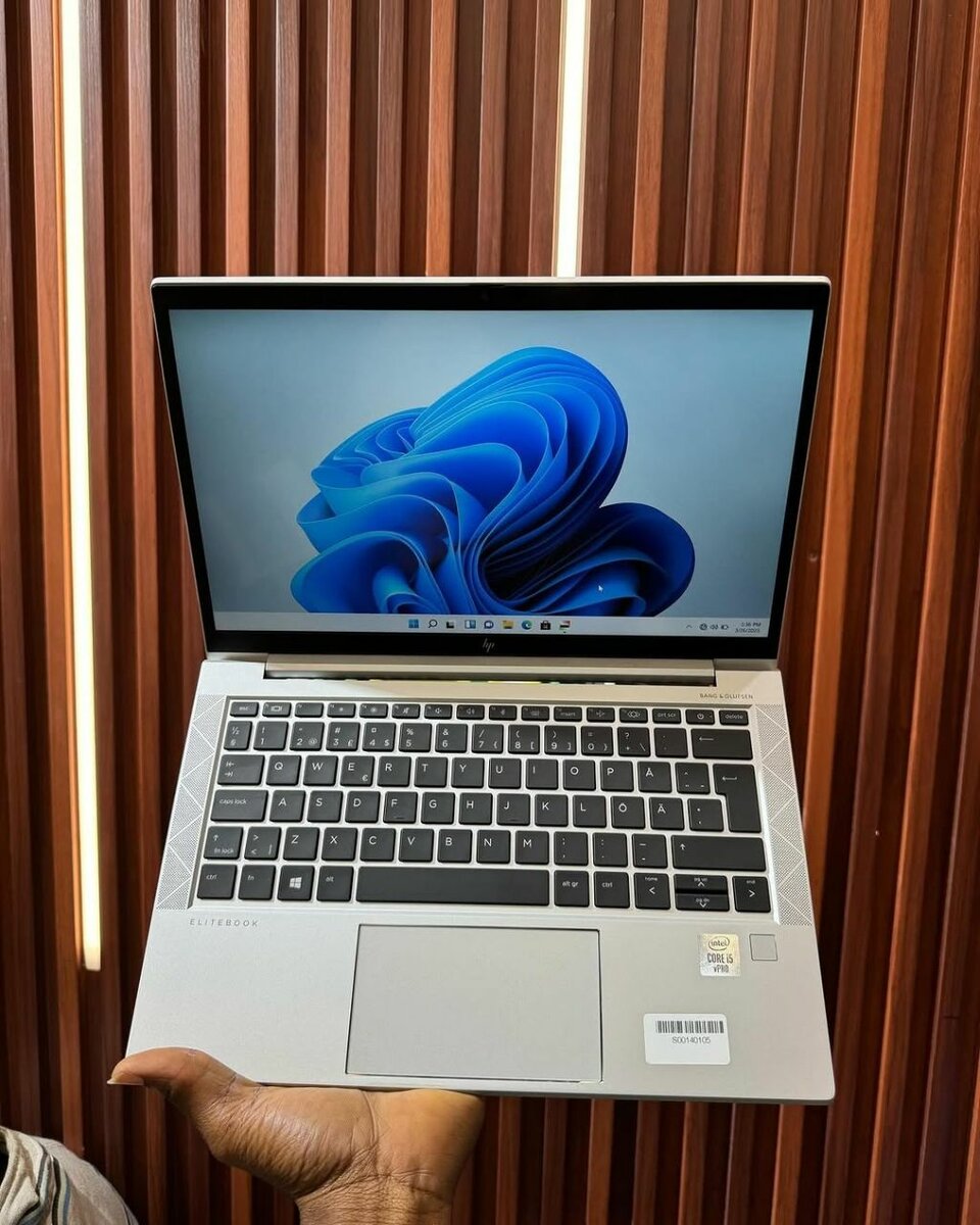 HP ELITEBOOK 830 G7 Intel️ core i5 10th generation vpro ma