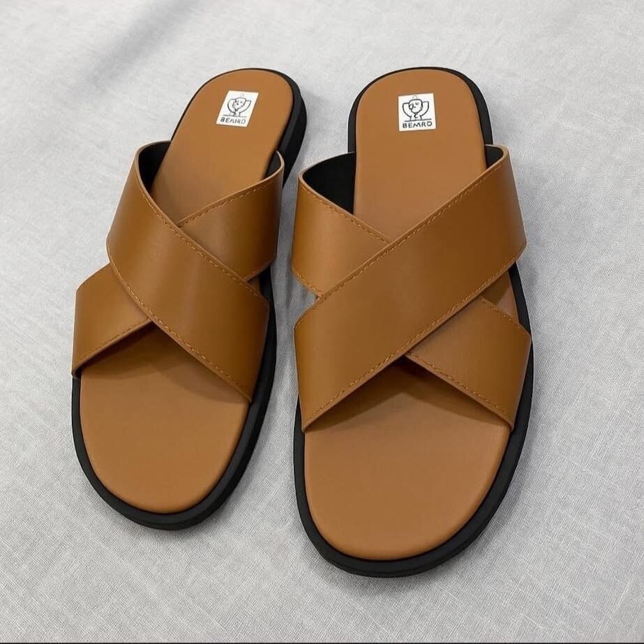 Sandales en cuir marron homme