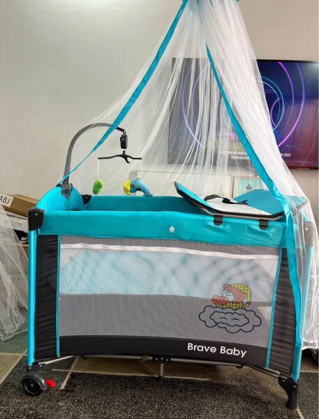 Grand lit pour bébé