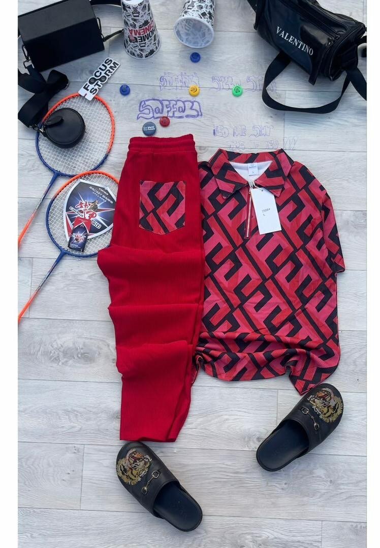 Ensemble décontracté moderne