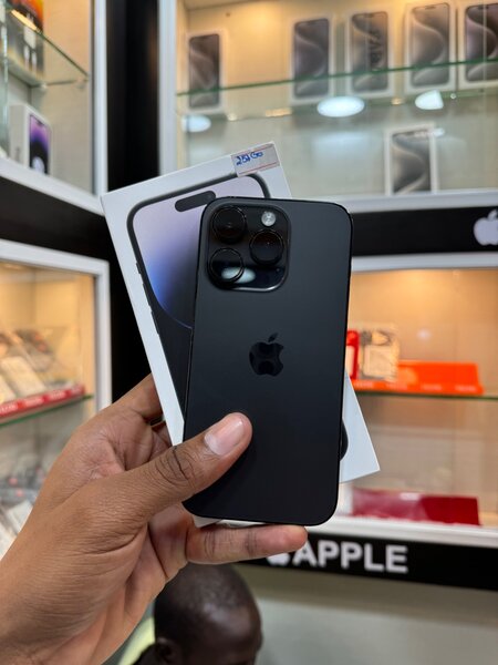 iPhone 14 pro 256go