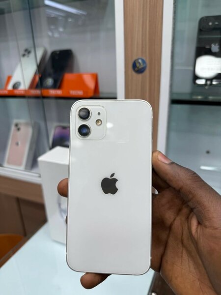 iPhone 12