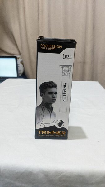 Vintage professional Rechargeable Hair Trimmer    Brand New