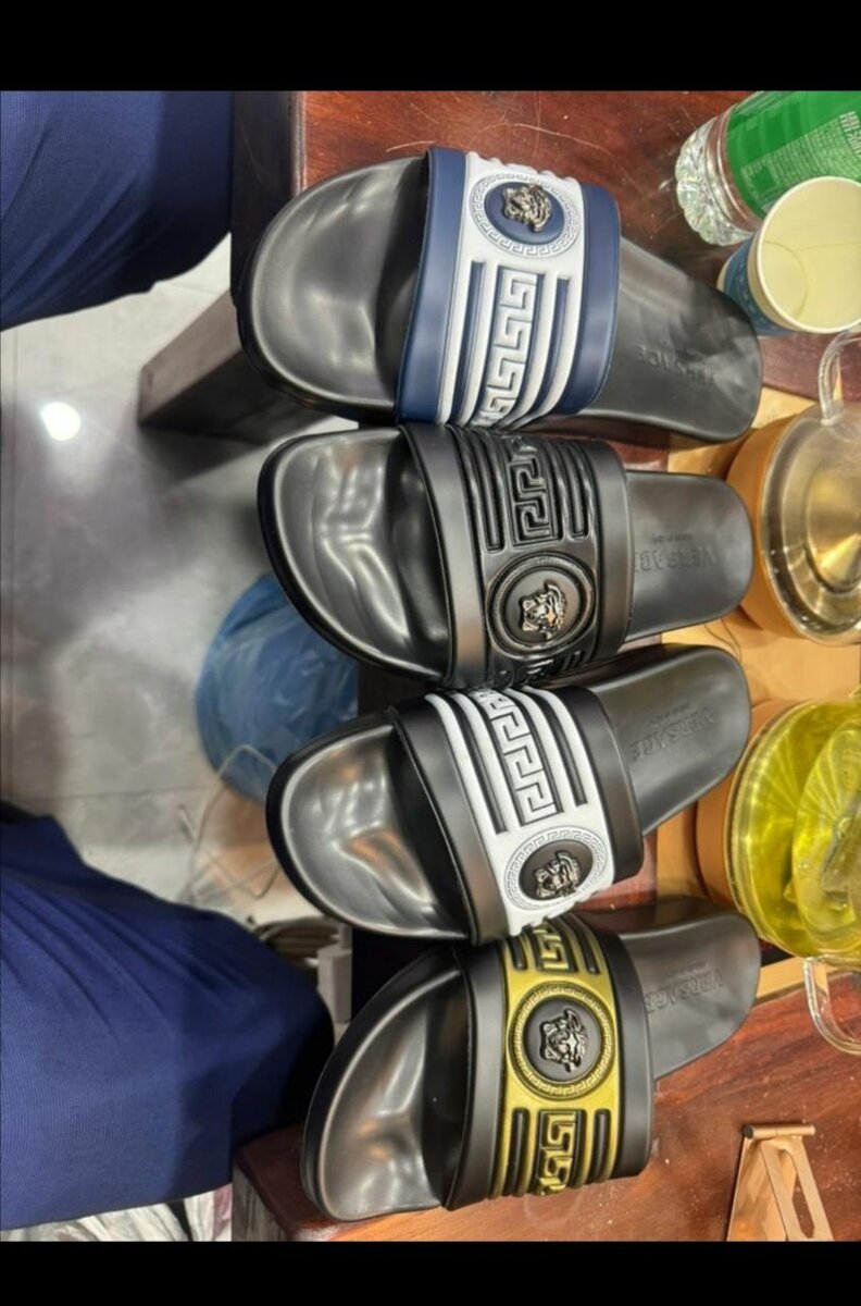 Sandale authentiques