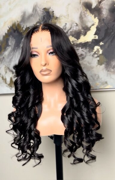 Perruque en Dentelle Ondulée