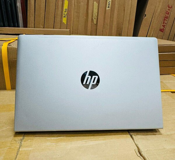 HP PROBOOK 640 G8