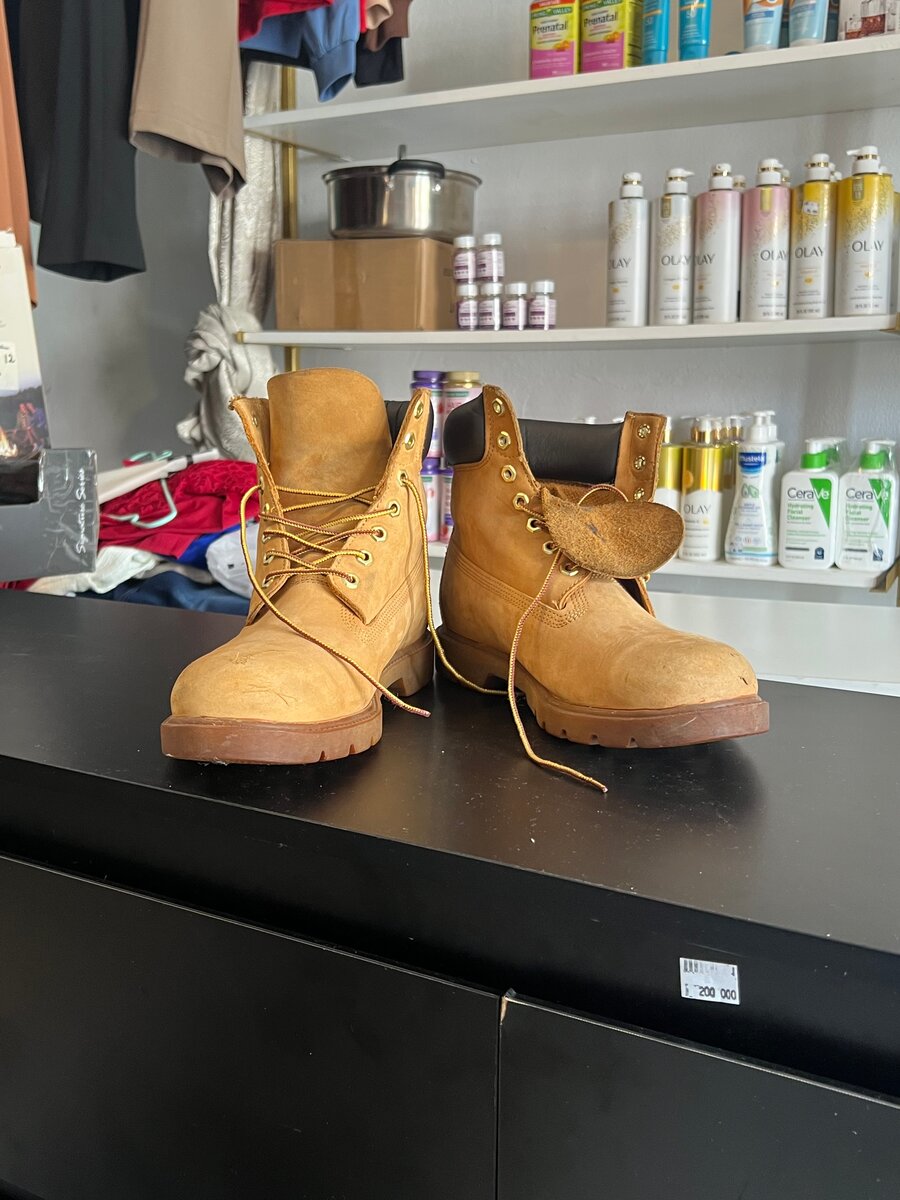 Bottes en cuir résistantes