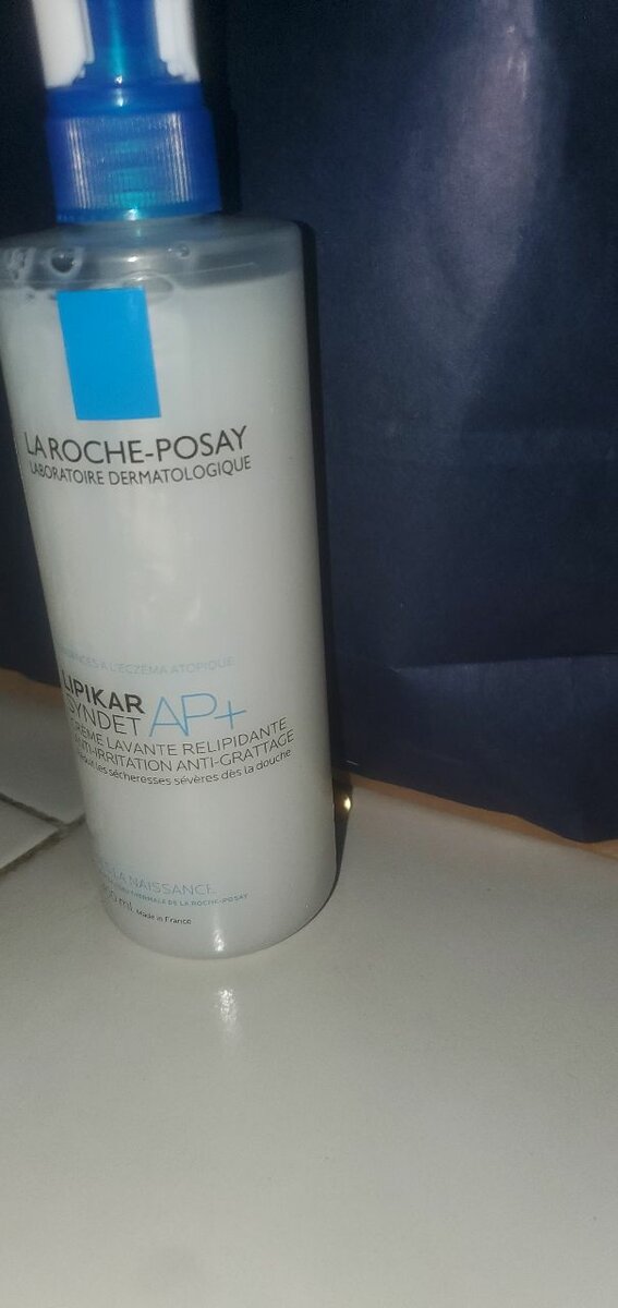 LIPIKAR CREME LAVANTE ANTI- IRRITATION ET GRATAGE