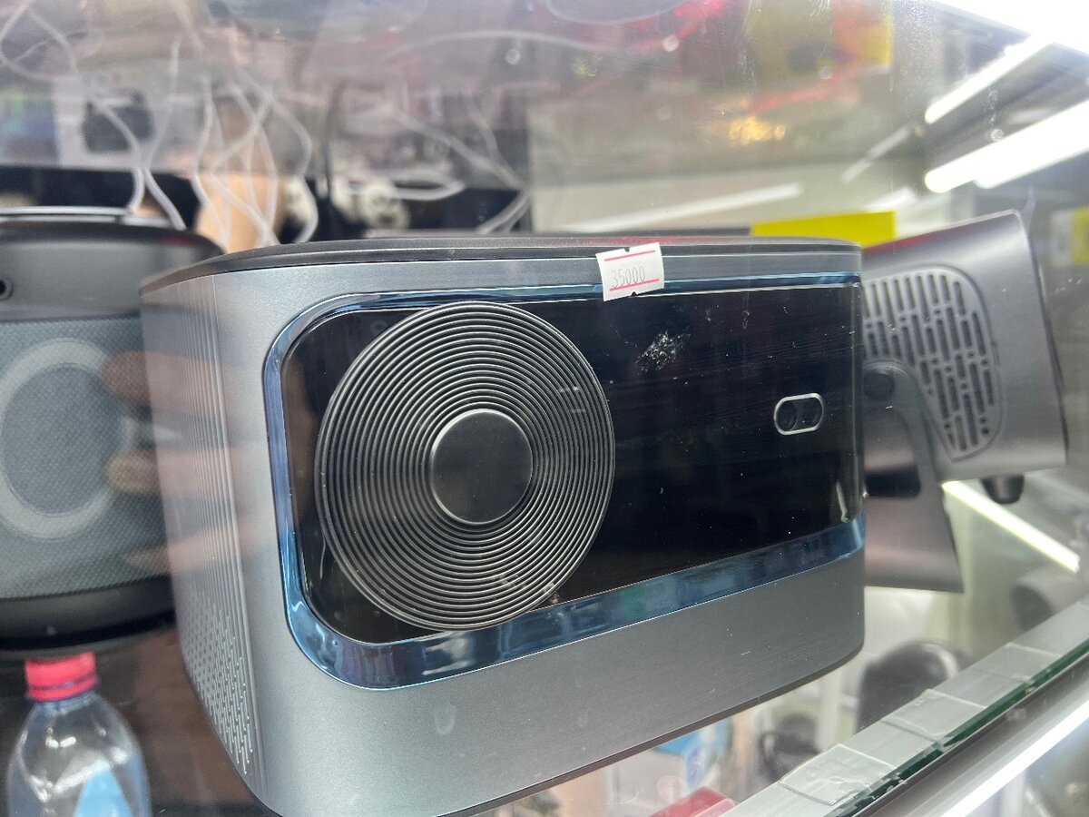 Проектор новый