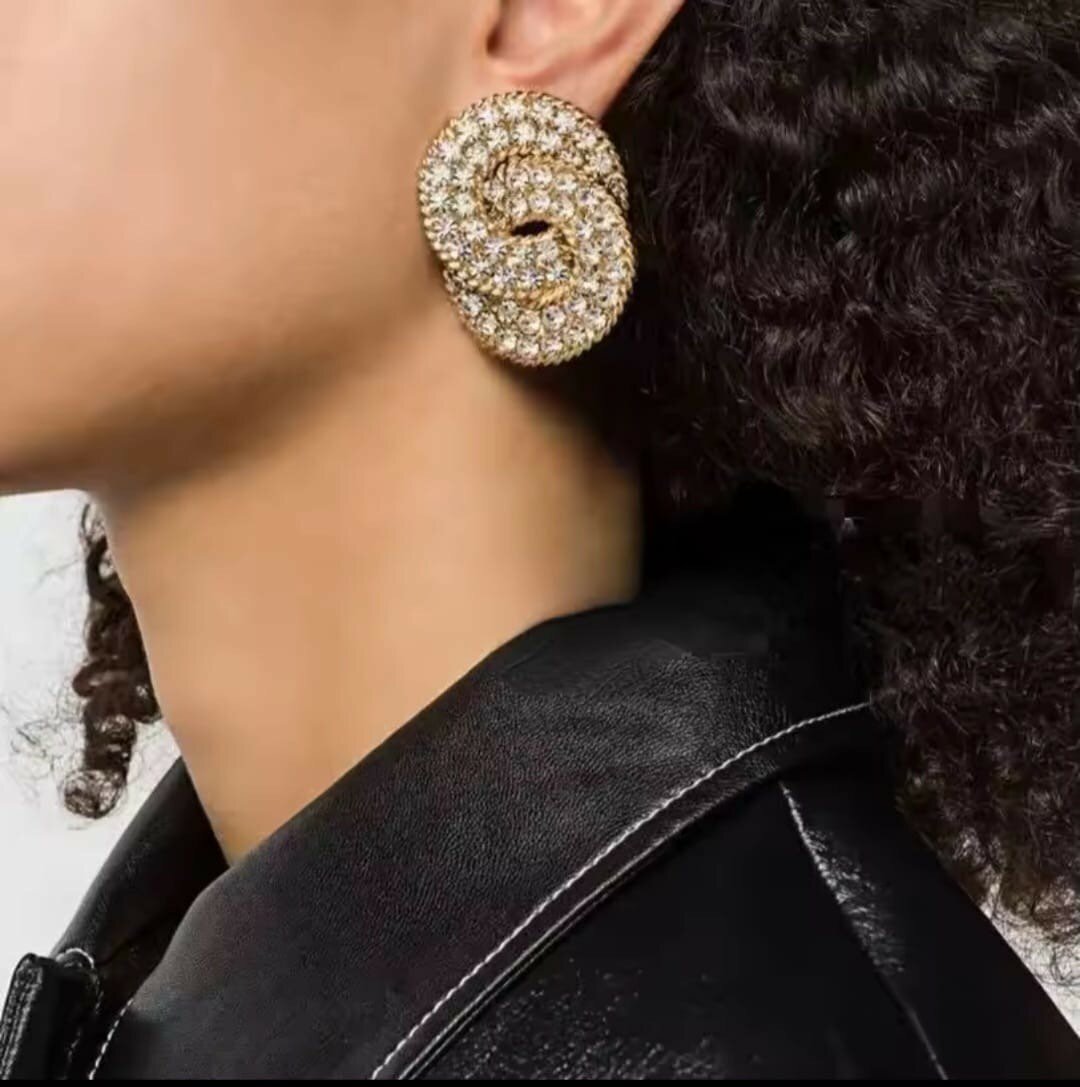 Boucles d'oreilles strass dorées