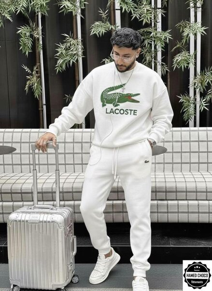 Ensemble vêtement Lacoste