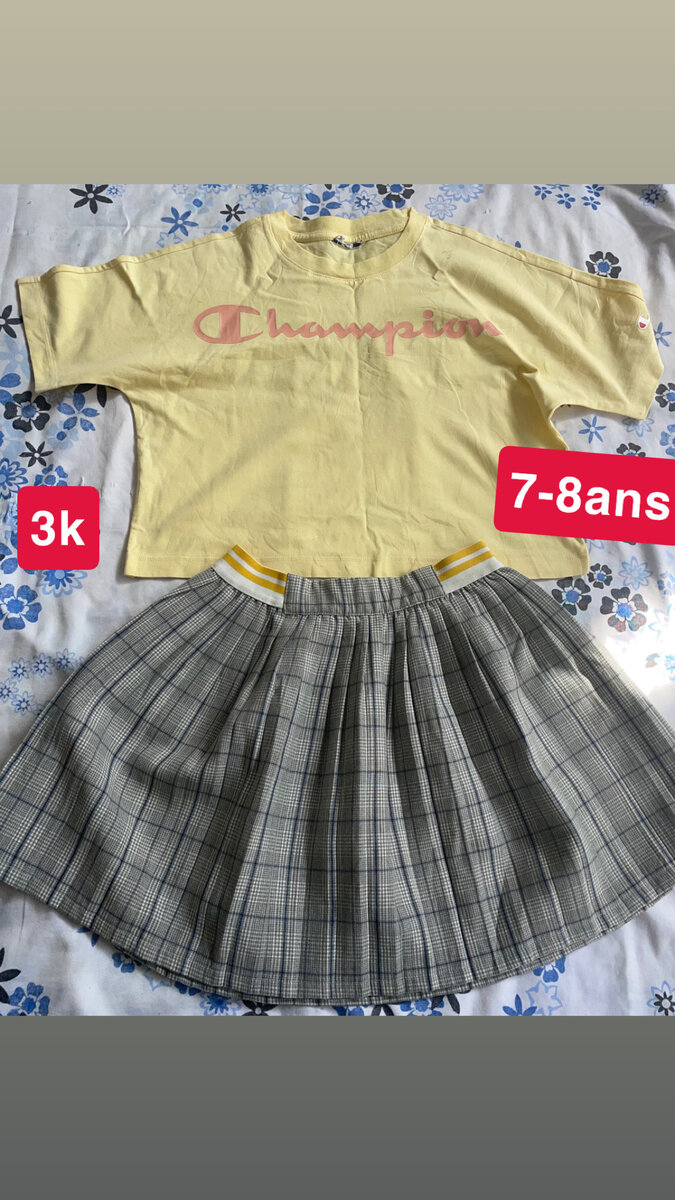 Tenue Fille T-shirt & Jupe