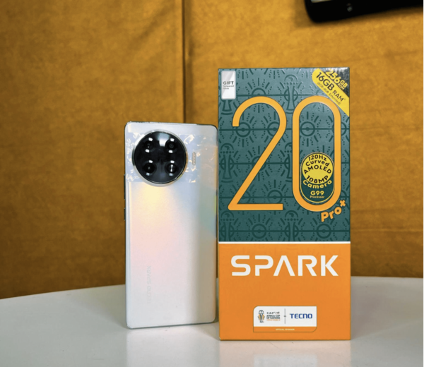 TECNO Spark 20 Pro 256GB