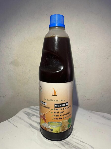 Miel Pur Naturel en Bouteille