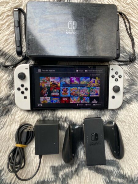 LES NINTENDO SWITCH OLED TRÈS PROPRES DÉJÀ CRAQUER +20 JEUX