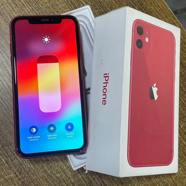 iPhone 11 Rouge 64GB