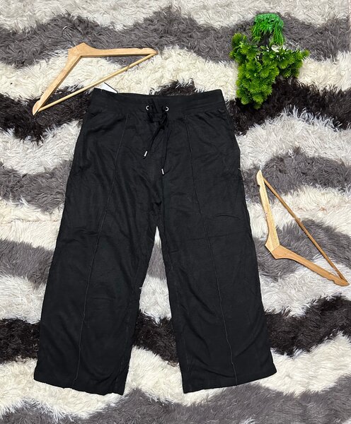 Pantalon noir décontracté