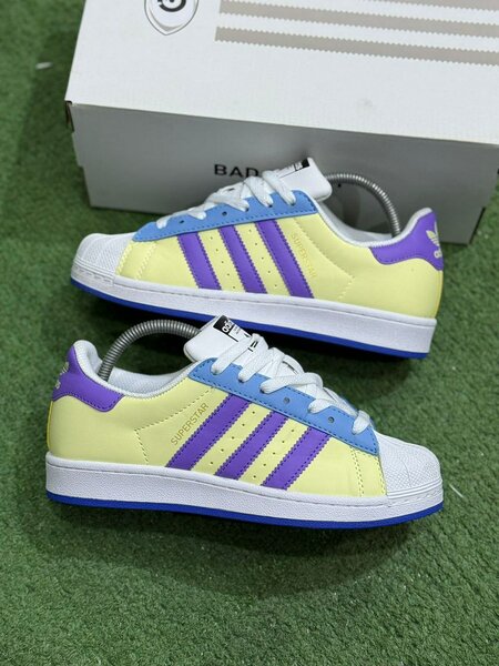 Baskets colorées pour enfants