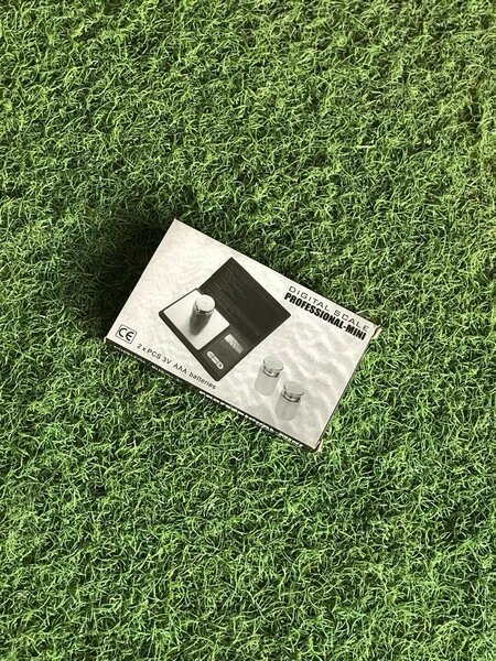 Pocket digital scale