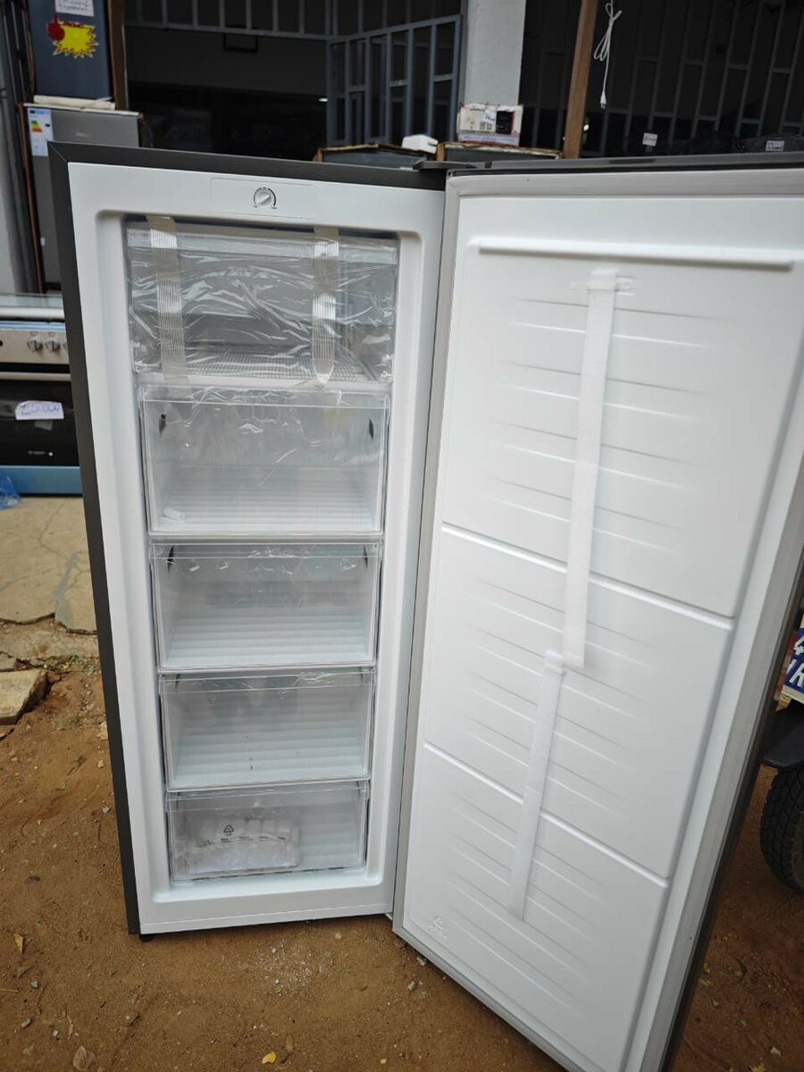 Congélateur Vertical Hisense - 5 Tiroirs - RS-20DC4SA - 1